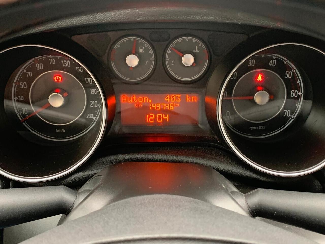 Fiat Punto Evo 1.4 benz. 5p Dynamic NEOPATENTATI