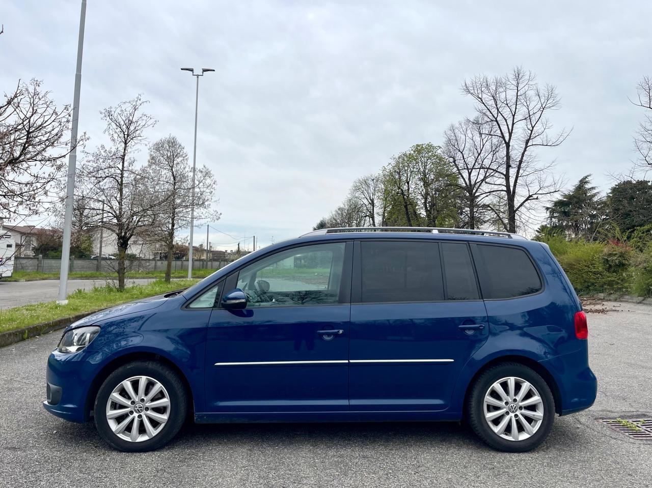 Volkswagen Touran 2.0 TDI 140 CV DSG Highline