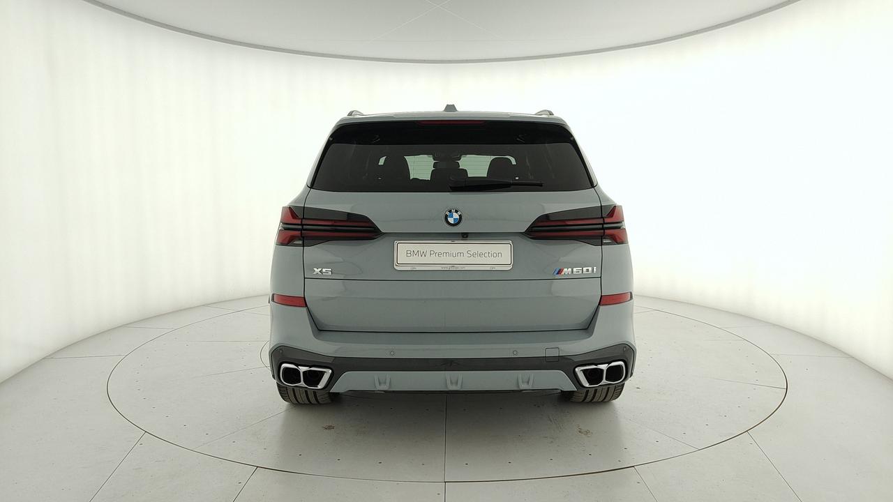 BMW X5 G05 LCI 2023 - X5 M60i auto