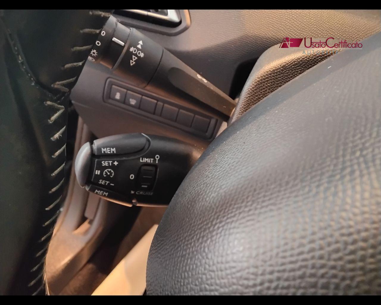 PEUGEOT 308 1.6 e-HDi 115 CV Stop&Start Allure