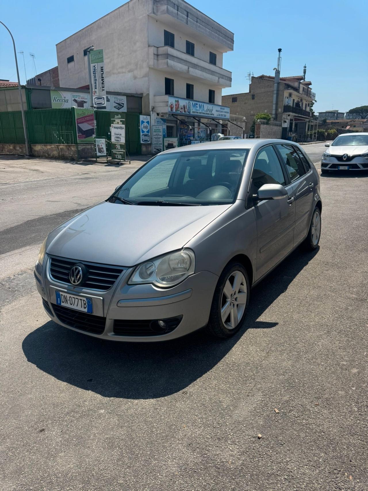 Volkswagen Polo 1.4/80CV TDI 5p. Sportline