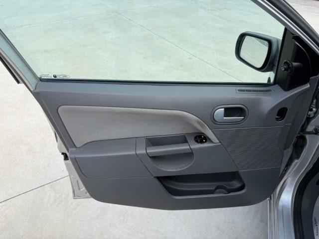 FORD Fiesta 1.2 16V 5p. Unico proprietario