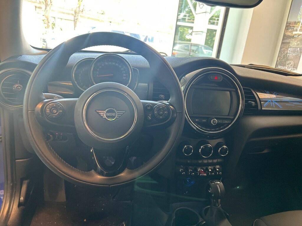 Mini Cooper 1.5 TwinPower Turbo Cooper Hype