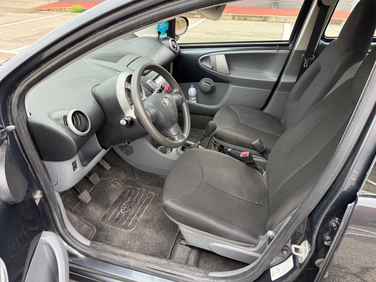 Toyota Aygo 1.0 12V VVT-i 5 porte Deep Ocean Connect