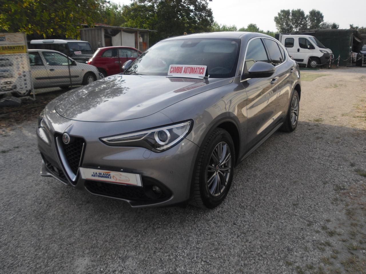 Alfa Romeo Stelvio 2.2 Turbodiesel 150 CV AT8 RWD Super