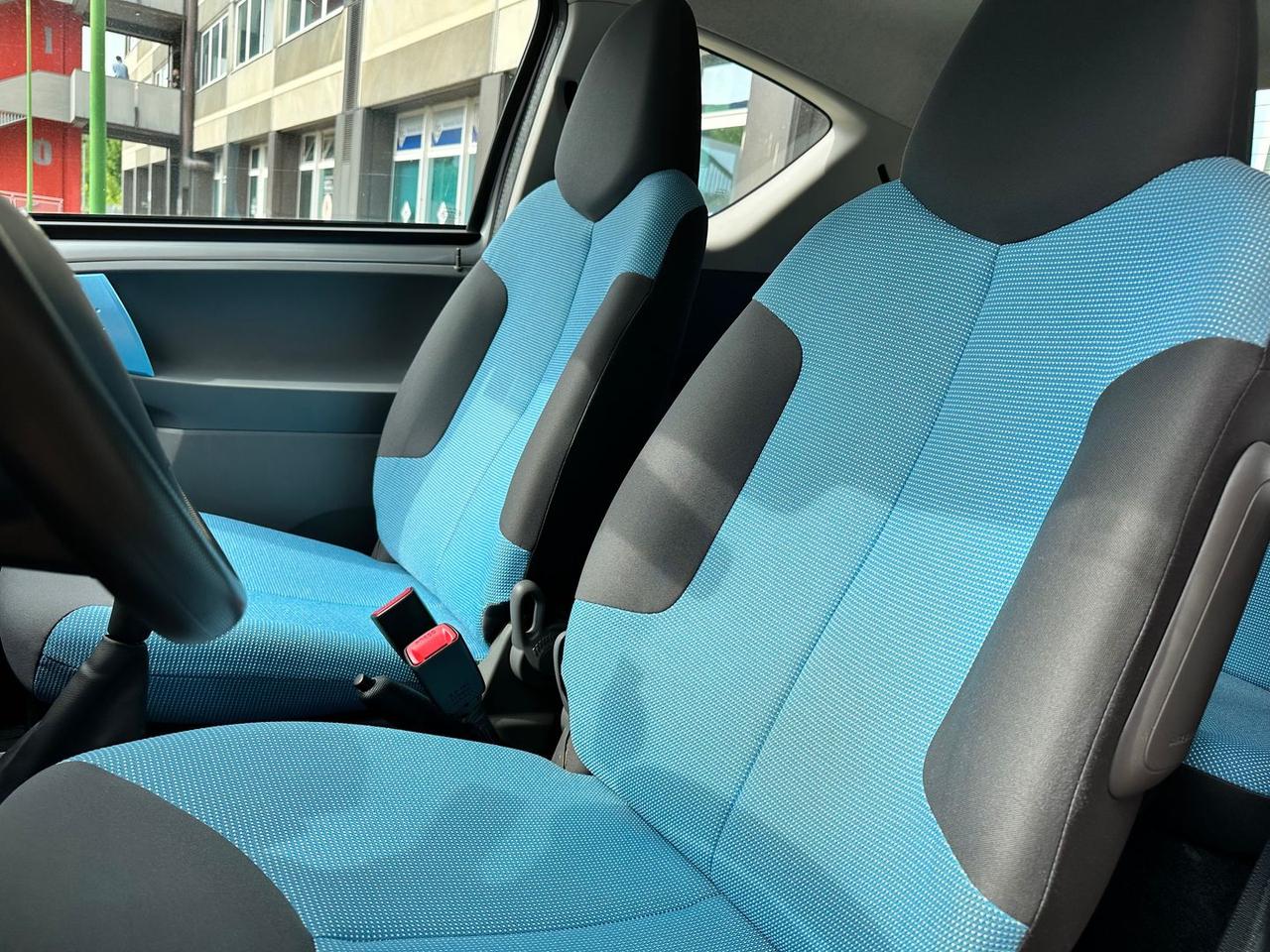 Peugeot 107 1.0 68CV