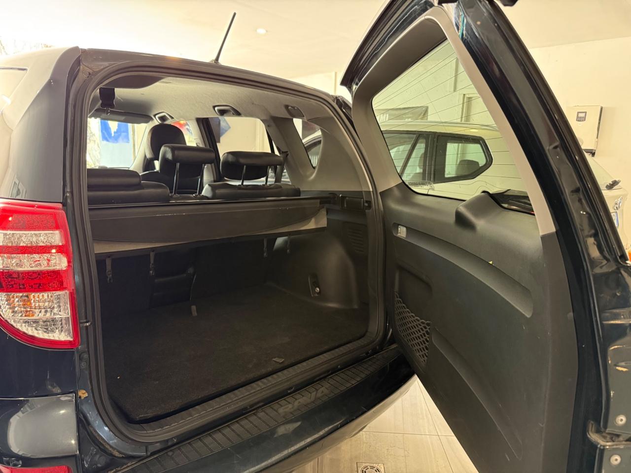 Toyota RAV 4 2.2 DIESEL ANNO 2012