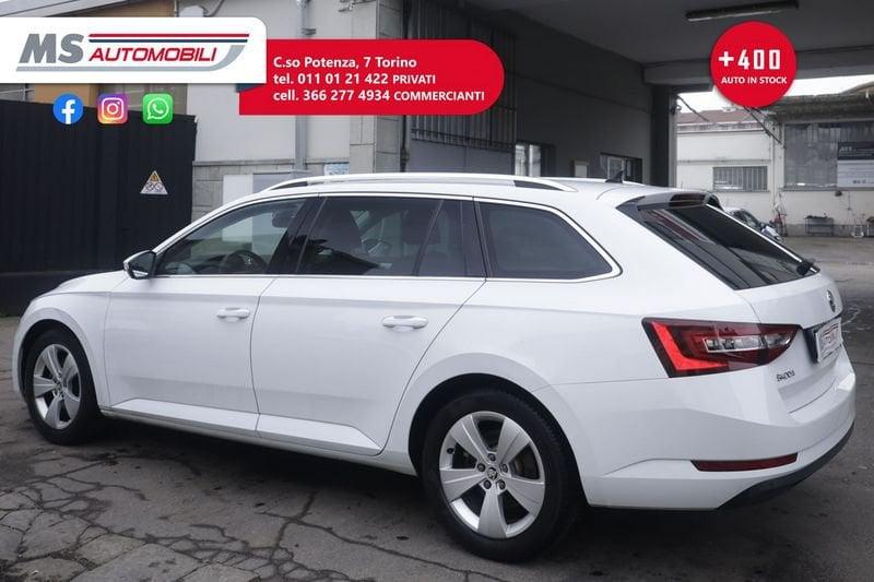 Skoda Superb Skoda Superb 2.0 TDI DSG Wagon SportLine 110KW ANNO 2017