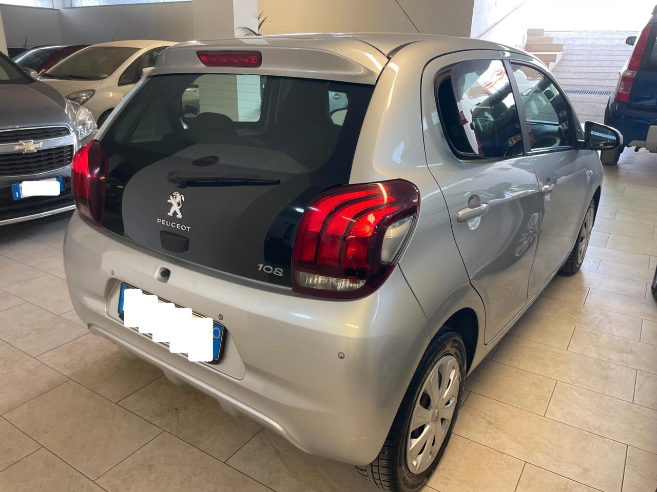 Peugeot 108 5P 1.0 68 CV Allure TOP! FULL OPT NEOPATENTATI TAGLIANDATA
