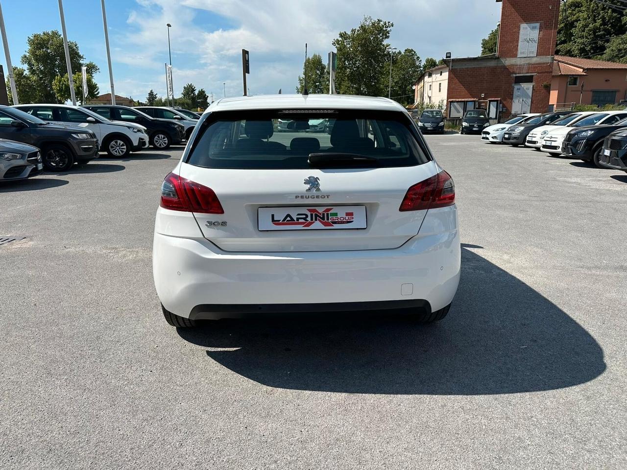 Peugeot 308 BlueHDi 120 S&S Business