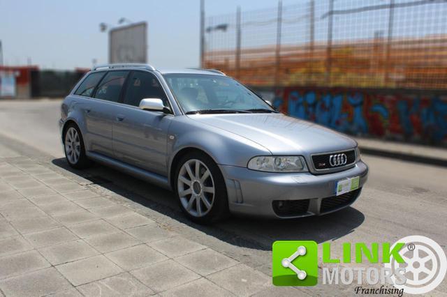 AUDI RS4 B5