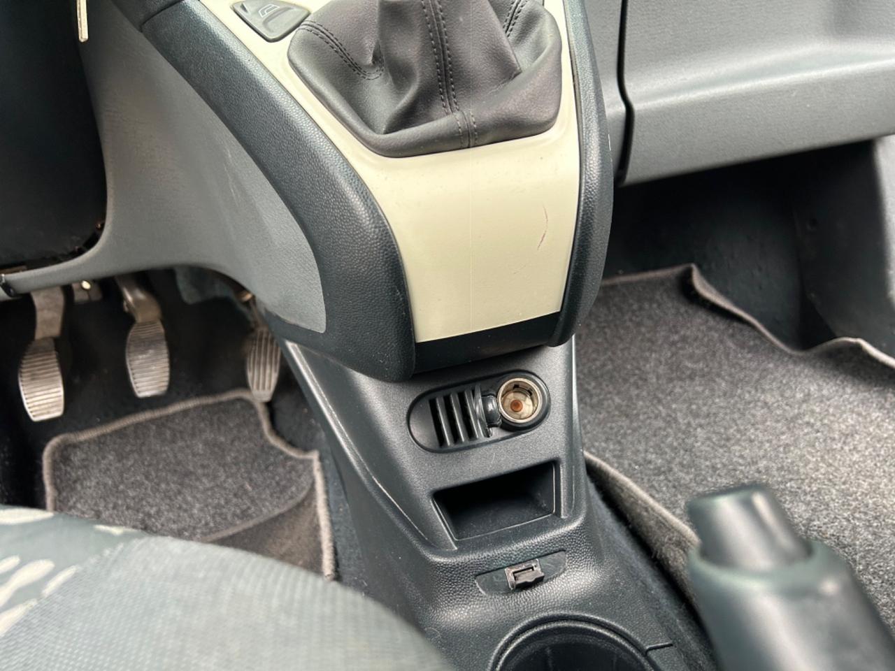 Ford Ka 1.2 8V 69 CV Titanium