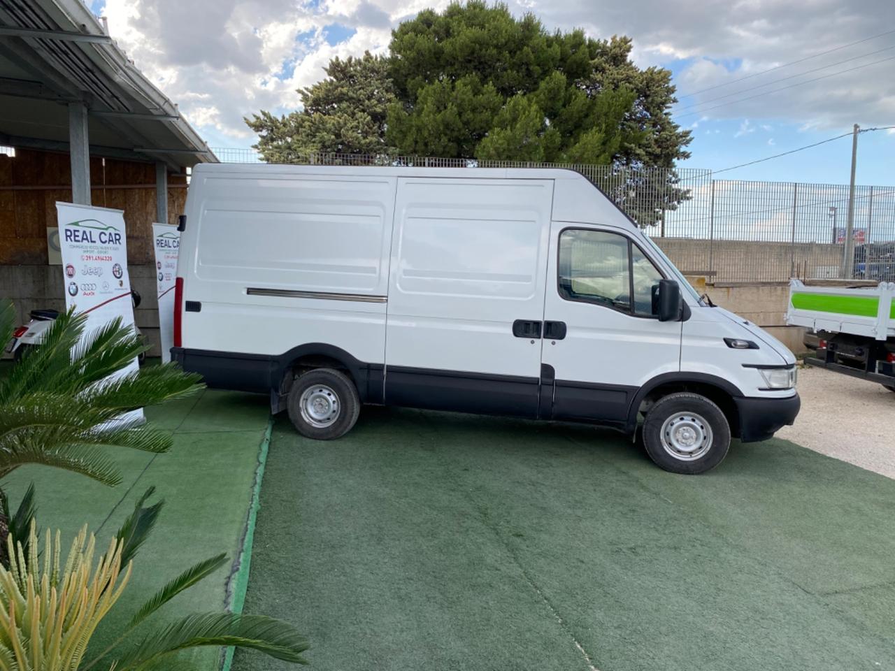 Iveco Daily 35S12 Furgone Clima