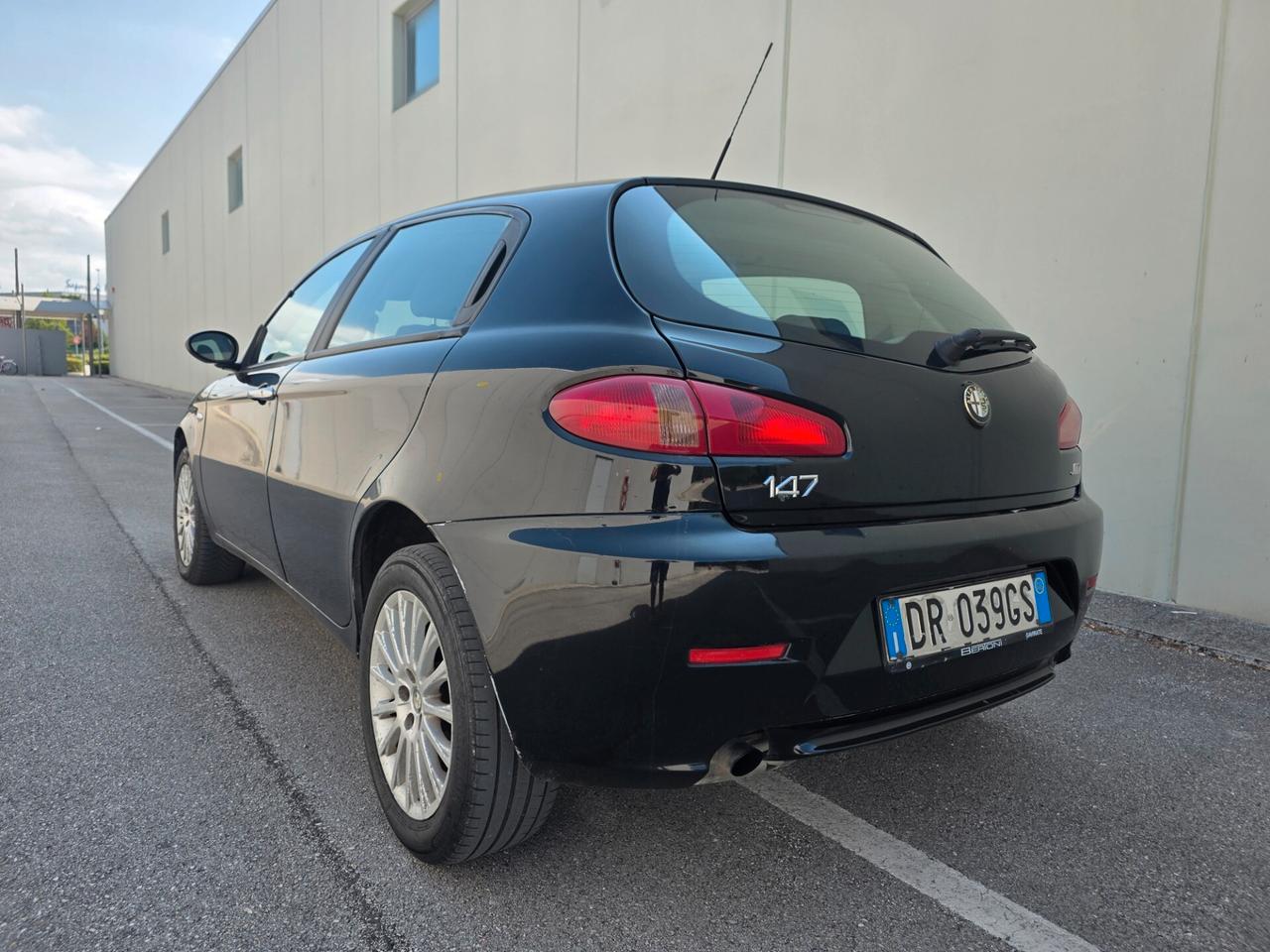 Alfa Romeo 147 1.9 JTD (120) 5 porte