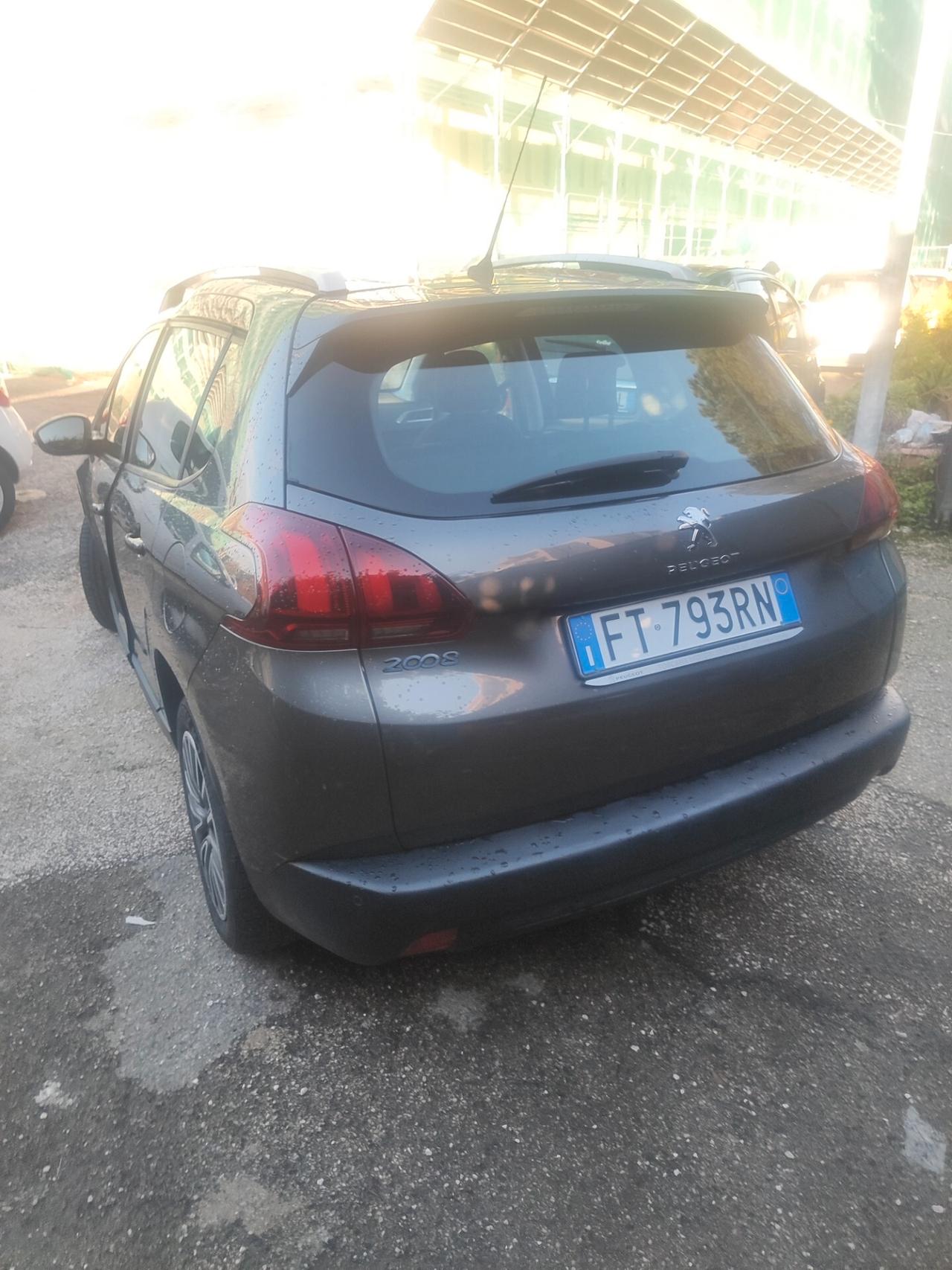 Peugeot 2008 PureTech 82 Active