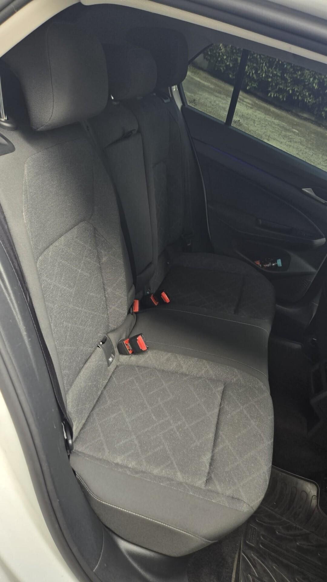 Volkswagen Golf 2.0 TDI SCR Style Neopatentati