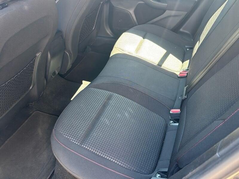 Ford Focus 1.5 Ecoblue 120cv ST-Line Auto
