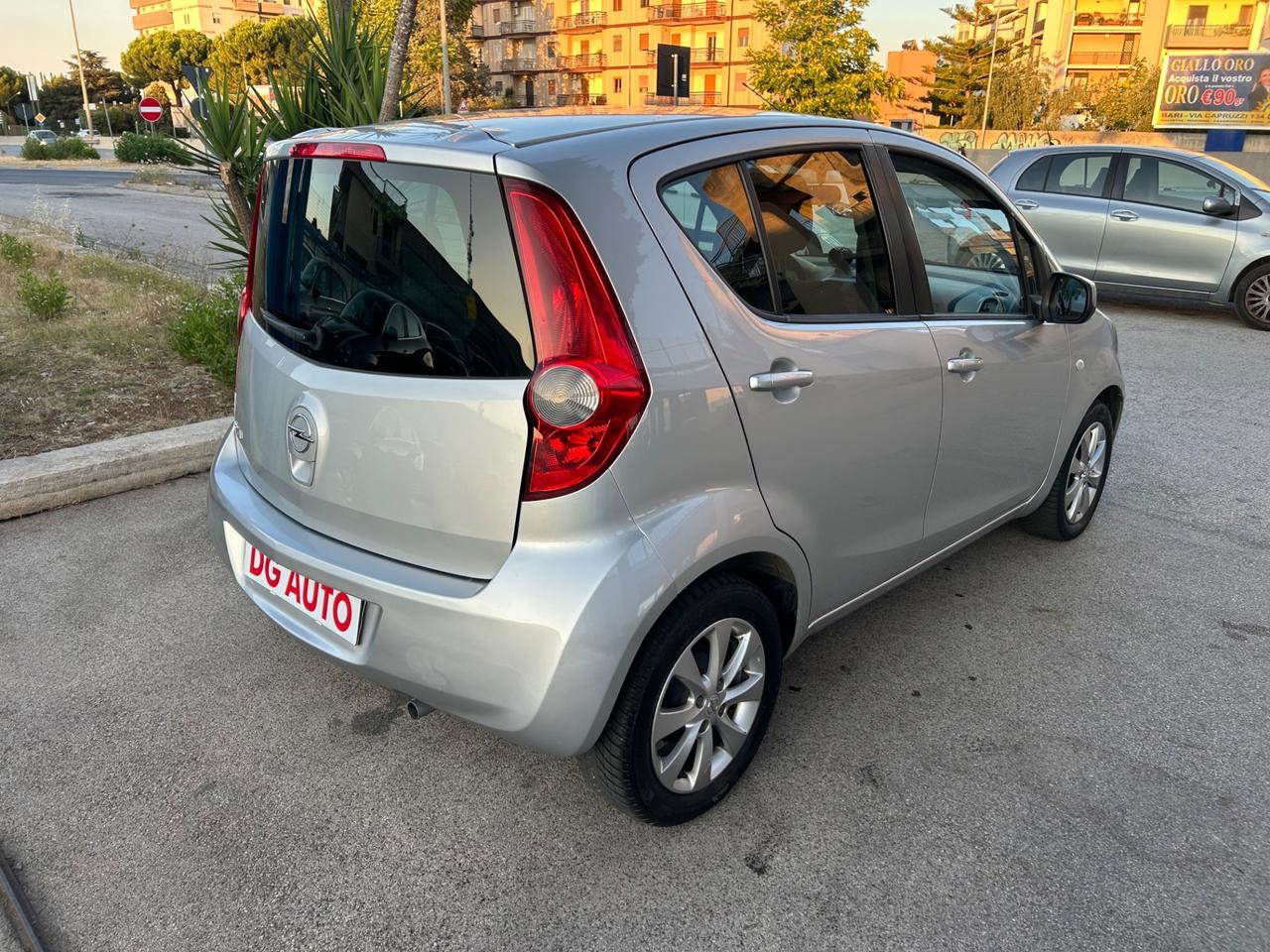 Opel Agila 1.2 benzina 94 cavalli 2014