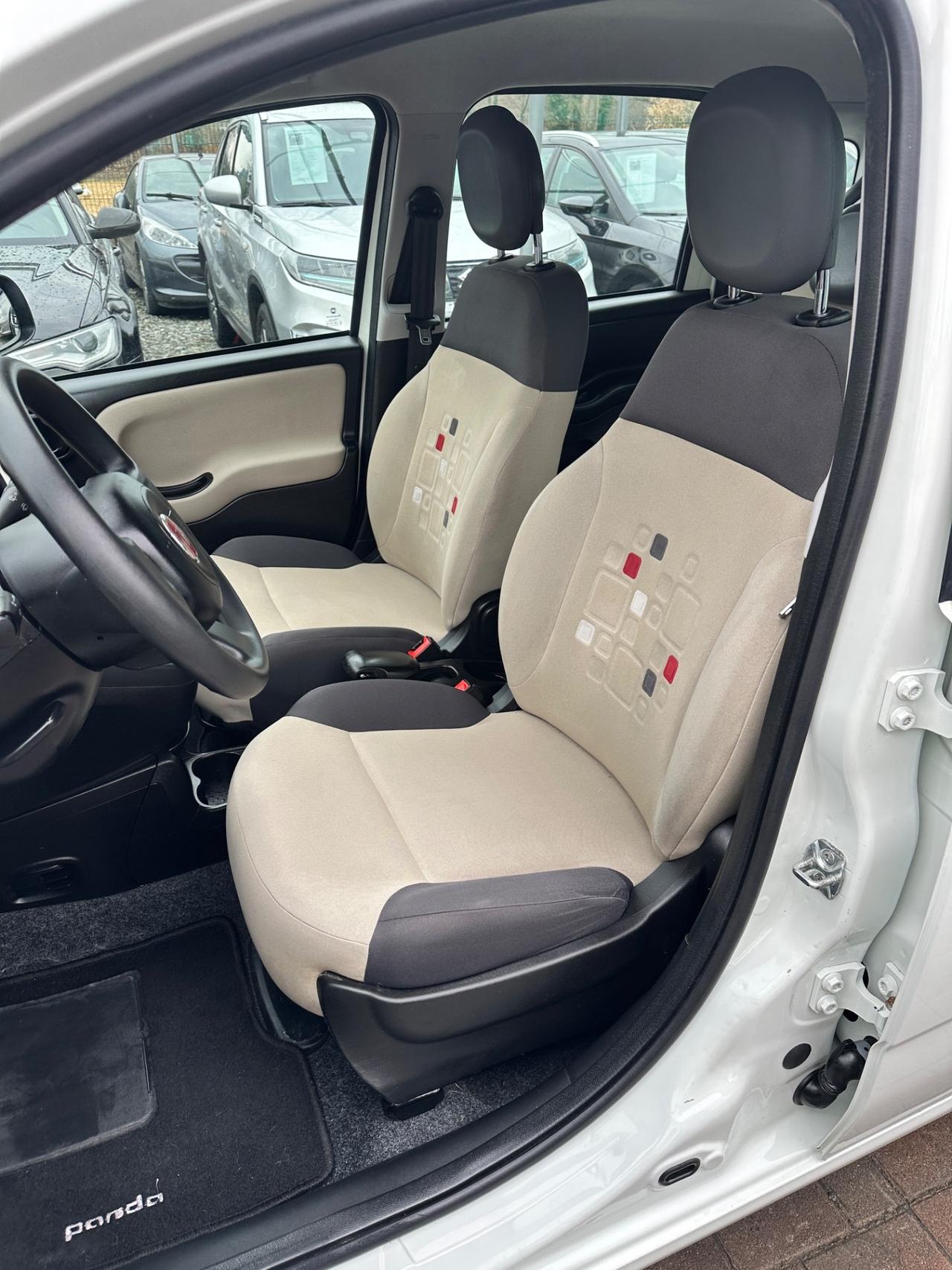 Fiat Panda 1.2 Benzina LOUNGE 5 posti