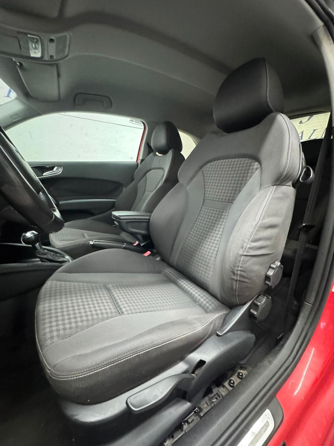 Audi A1 1.4 TFSI S tronic 119g Ambition