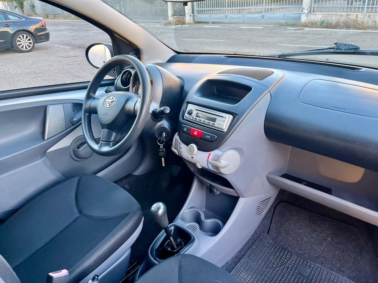 Toyota Aygo 1.0benz 2007 74.000km per neopatentati