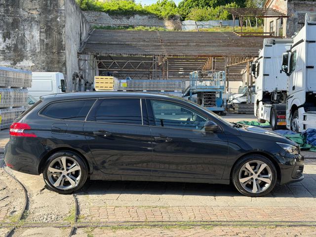 PEUGEOT 308 BlueHDi 130 S&S SW Allure