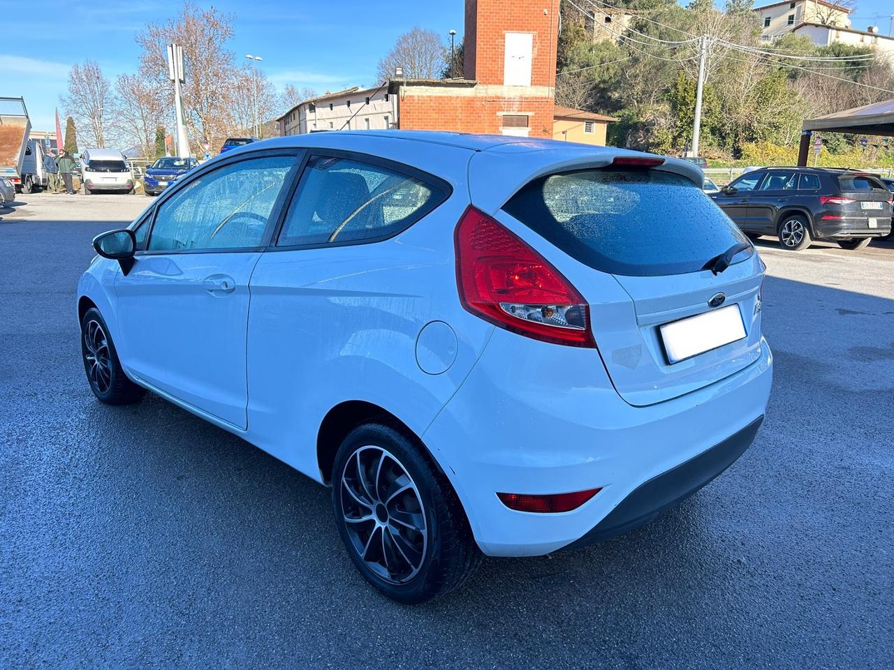 Ford Fiesta 1.2 60CV 3 porte NEOPATENTATI !!!