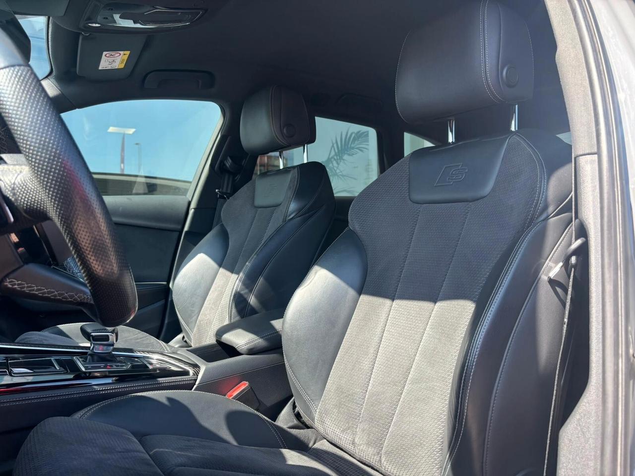 Audi A4 Avant 40 TDI quattro S tronic line edition