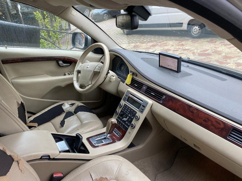 VOLVO XC70 D5 AWD Kinetic