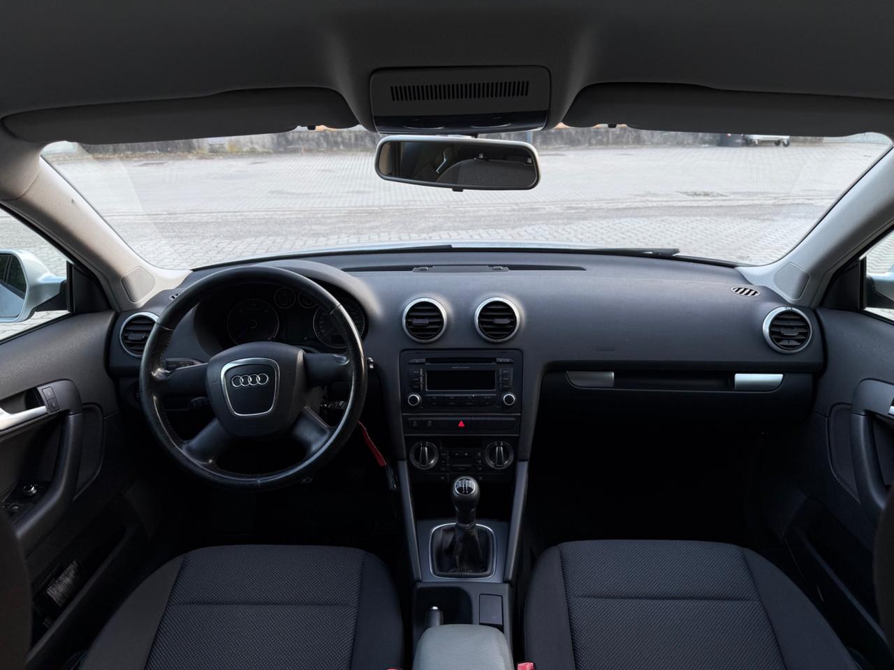 Audi A3 1.6 TDI 105 CV CR Ambition