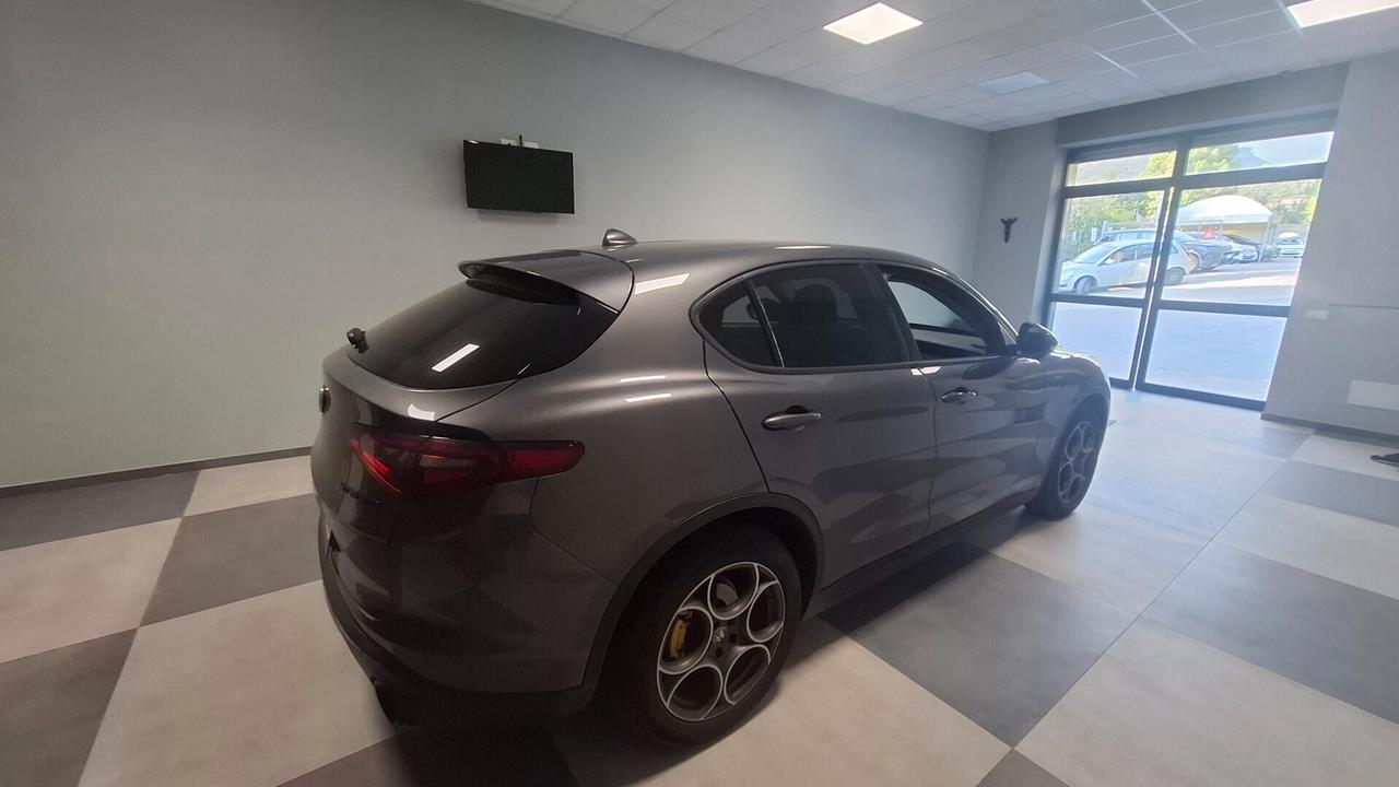 Alfa Romeo Stelvio 2.2 Turbodiesel 190 CV AT8 RWD Executive