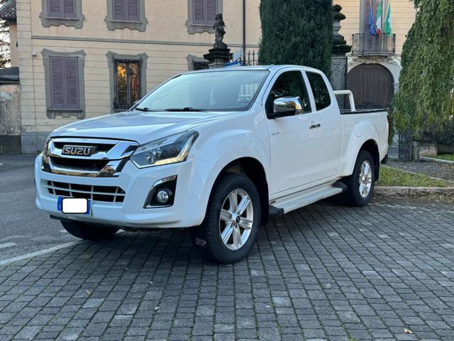 ISUZU D-Max 1.9 Space Cab Solar Plus A/T 4WD A/C Gancio