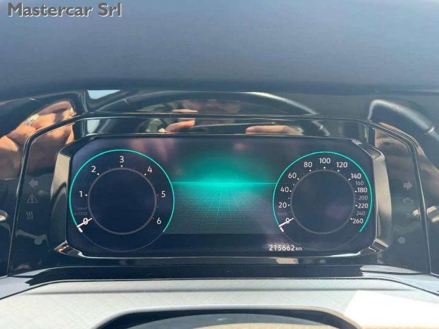 VOLKSWAGEN Golf 2.0 tdi Life 115cv - GC961JV