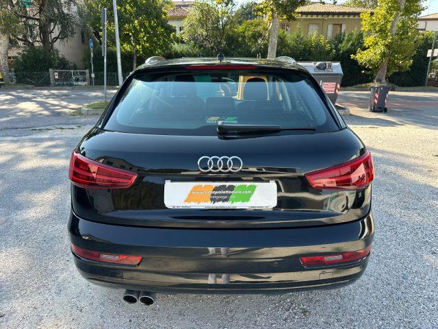 AUDI Q3 2.0 TDI 120 CV Business