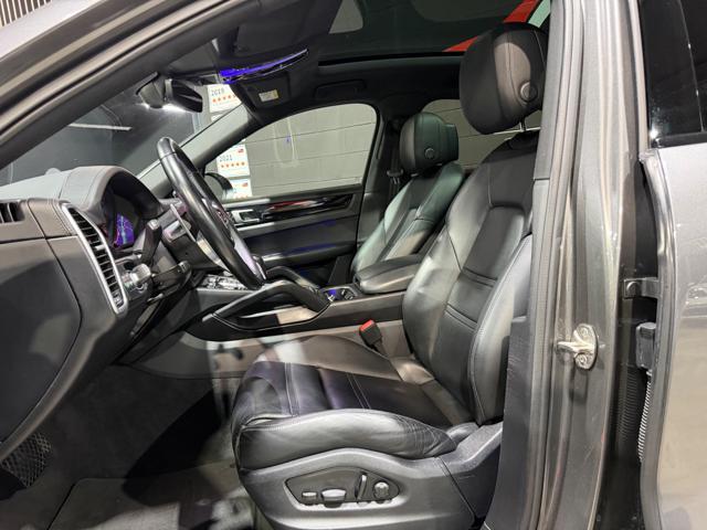 PORSCHE Cayenne COUPE 3.0 V6 UFFICIALE ITALIANA TETTO SCARICO