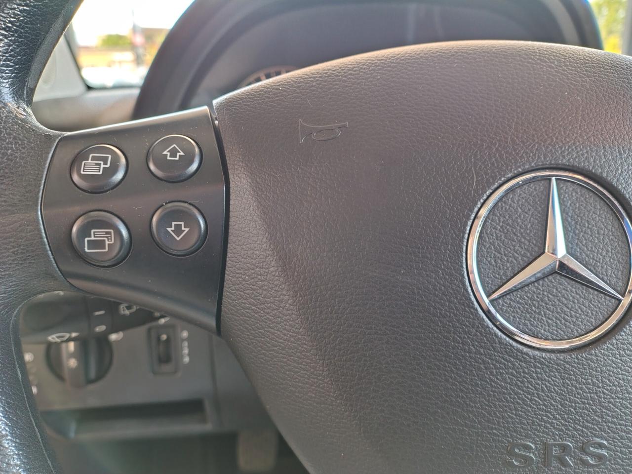 Mercedes-benz A 160 CDI BlueEFFICIENCY Avantgarde