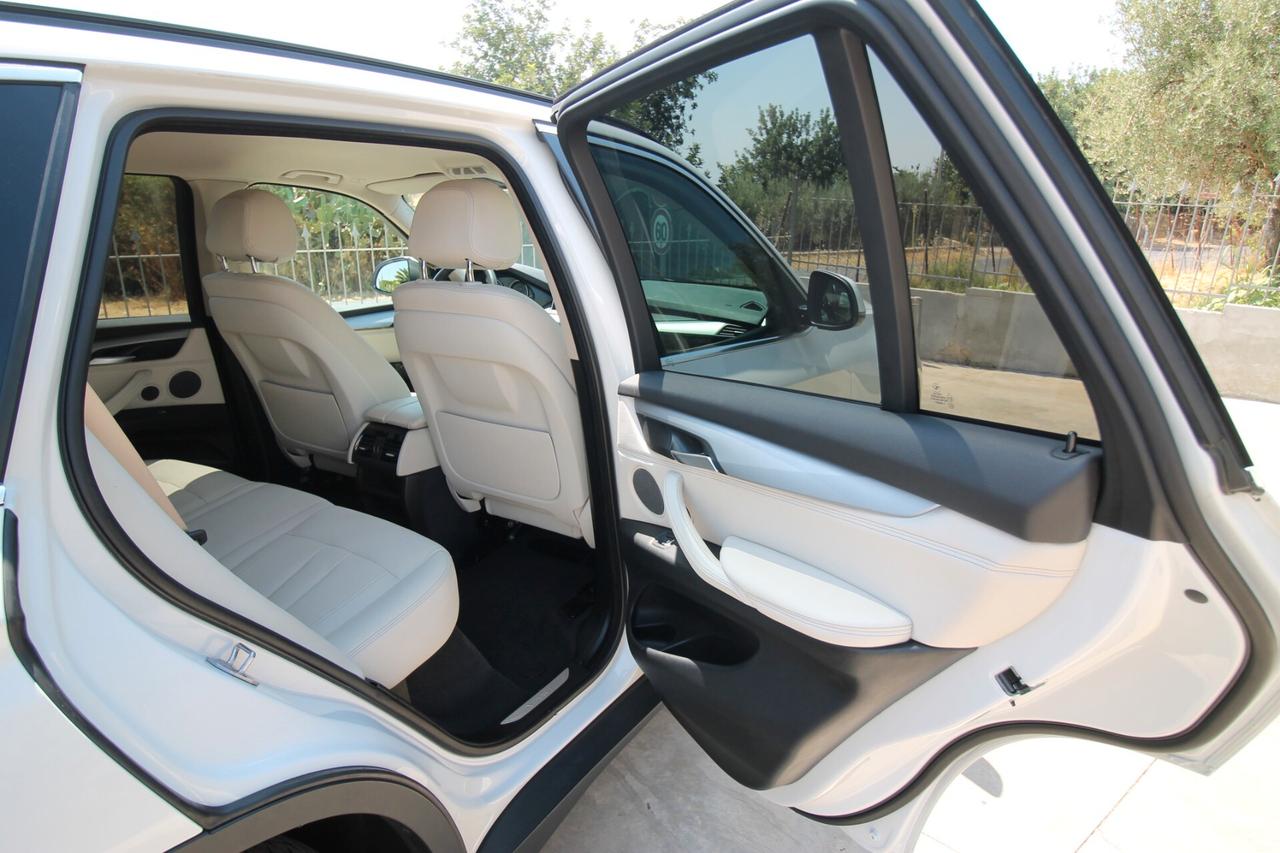 Bmw X5 xDrive 25d Business 231CV | 2016