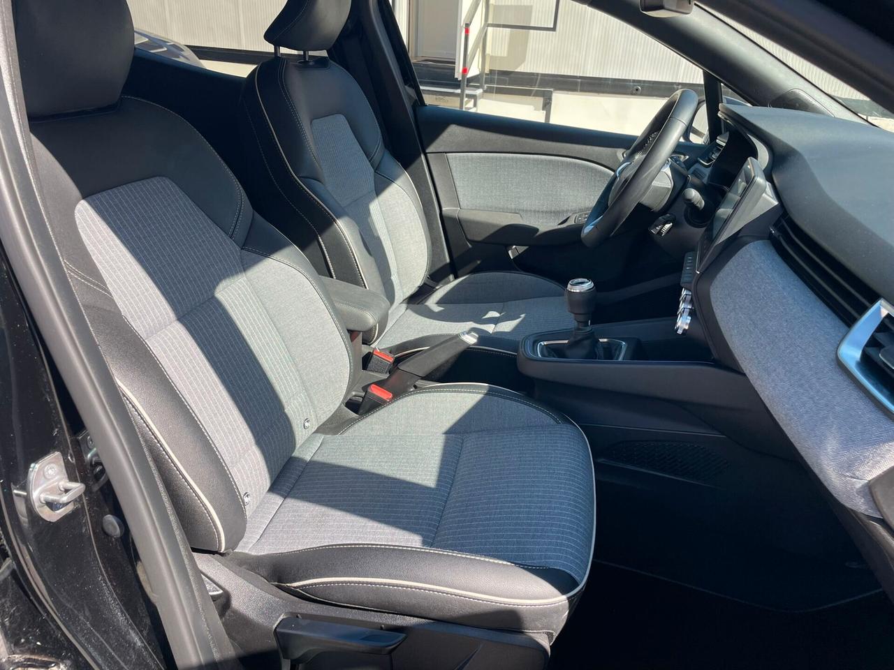 Renault Clio TCe 90 CV 5 porte Techno