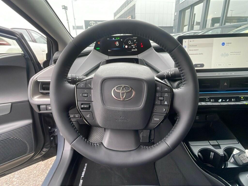 Toyota Prius 2.0 Plug-in Hybrid Active E-CVT