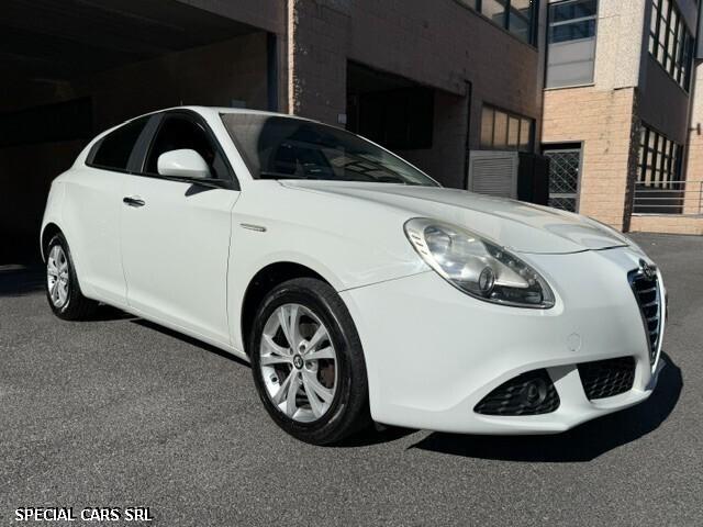 Alfa Romeo Giulietta 1.6 JTDm-2 Distinctive Gancio