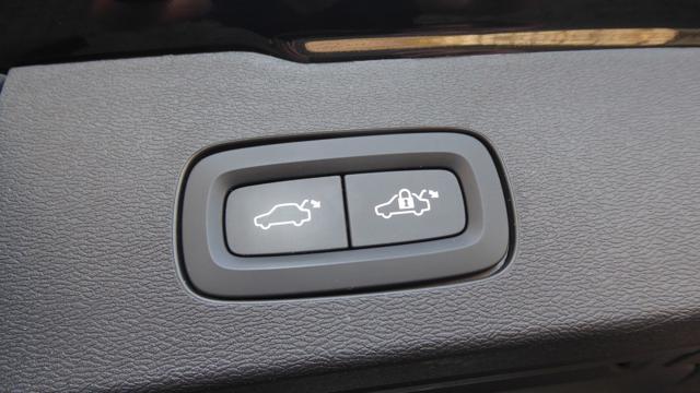 VOLVO V60 Cross Country B4 (d) AWD automatico