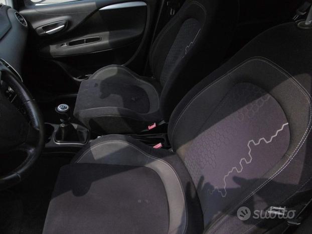 FIAT Punto 1.4 8V 5 porte Natural Power Lounge