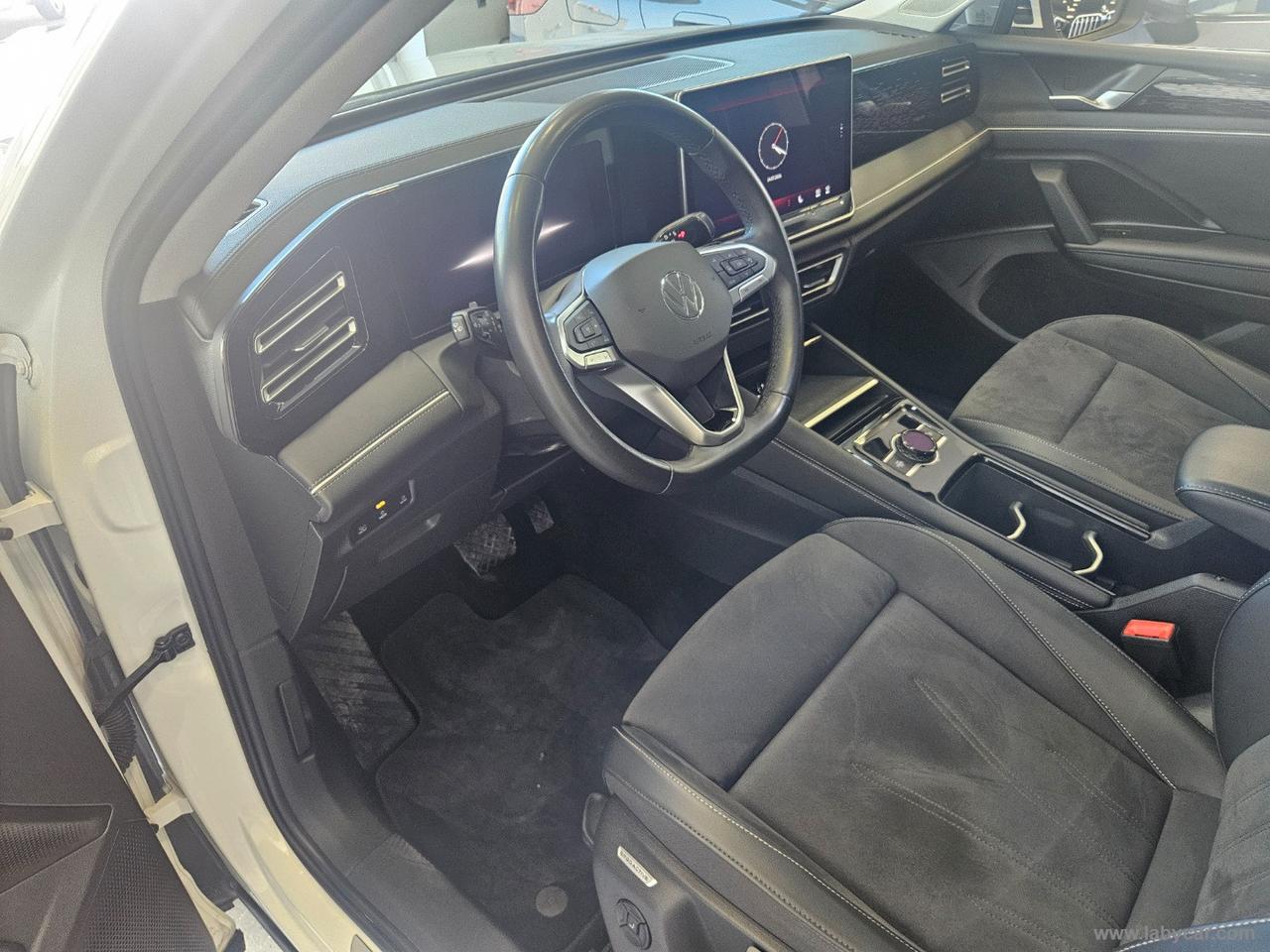 VOLKSWAGEN Tiguan 2.0 TDI 150 CV DSG Elegance