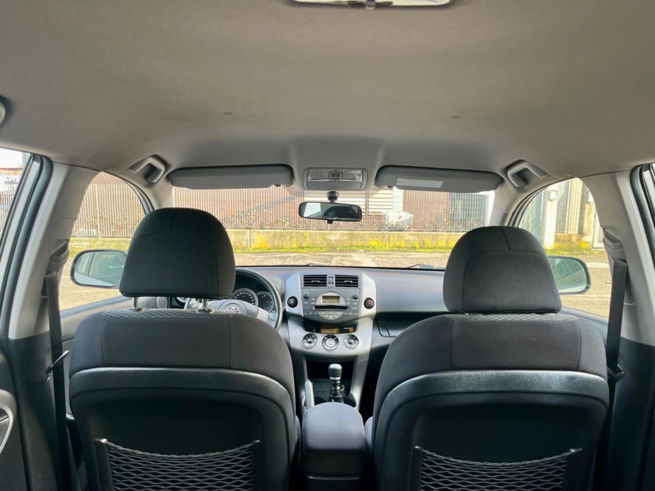 Toyota RAV4 2.2D-4D 155.000km 2007 4x4 perfetta