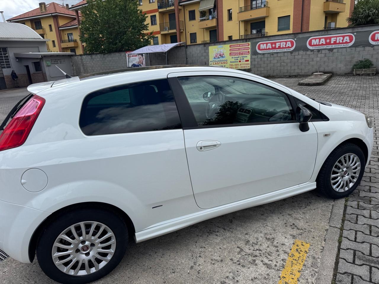 Fiat Grande Punto 1.4 3 porte Sport neopatentato