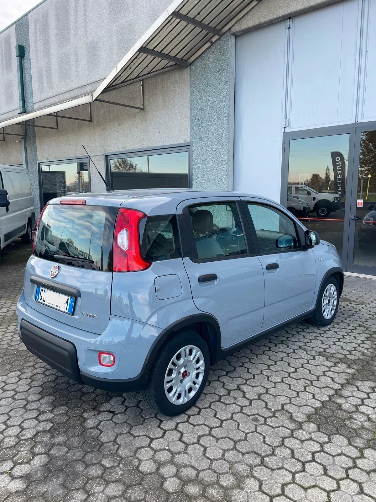 Fiat Panda 1.0 FireFly Hybrid 69CV