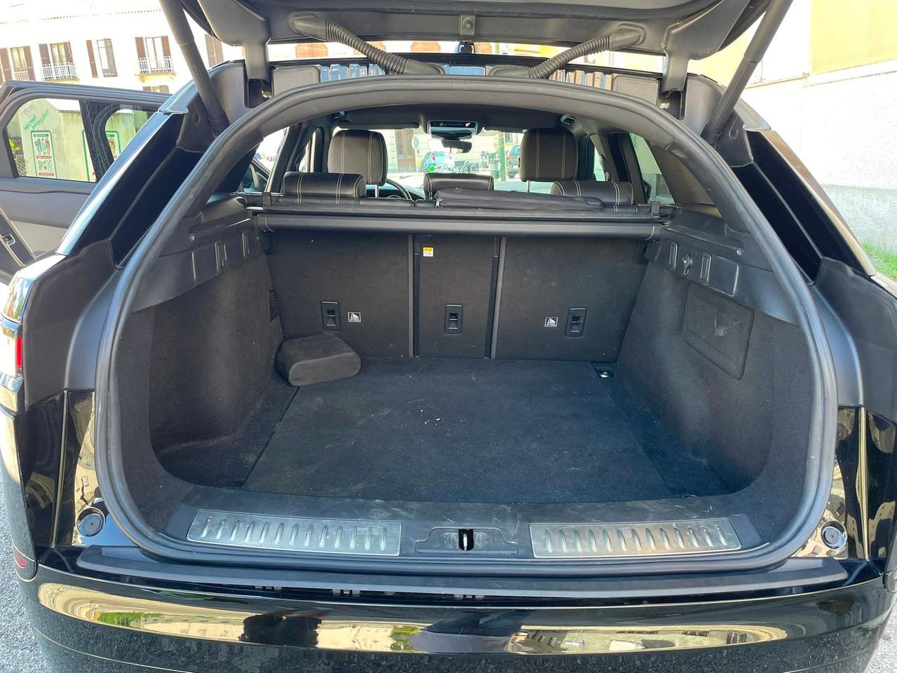 Land Rover Range Rover Velar R-Dynamic D 24 #12109