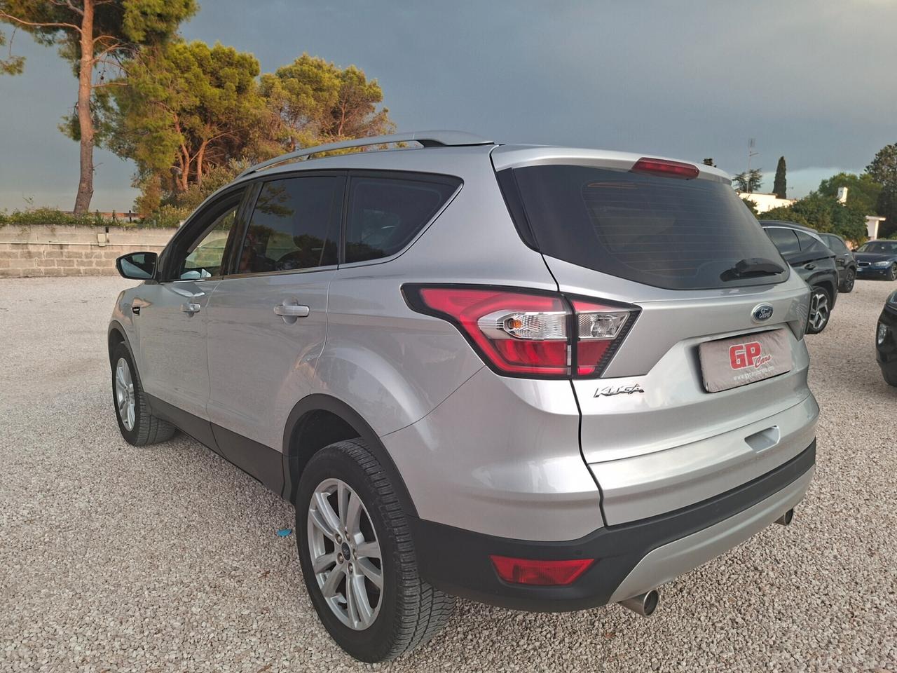 Ford Kuga 2.0 TDCI 120 CV Titanium*NAVI*LED*CRUISE