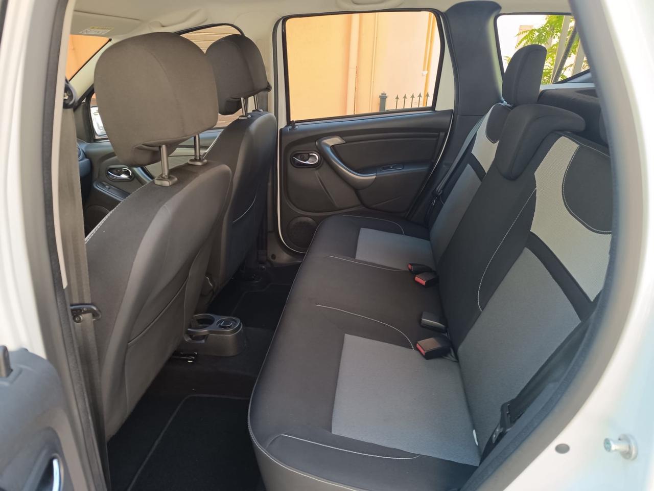 Dacia Duster 1.5 dCi 110CV S&S 4x2 Serie Speciale Lauréate Family