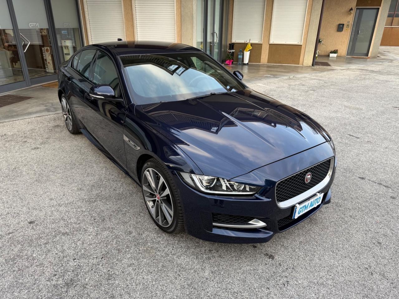 Jaguar XE 2.0 D Turbo aut. R-Sport - Unico Proprie